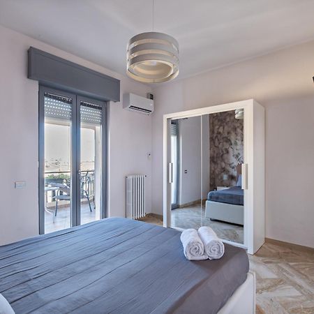 Penthouse Station Luxury Apts Le Dimore Brindisi Bagian luar foto